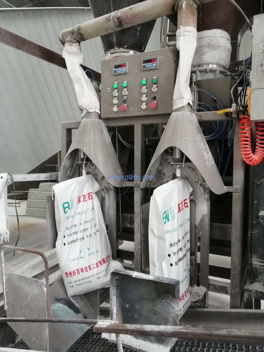 干粉砂漿包裝機,噸袋包裝機,液體灌裝機,灌裝設(shè)備廠家