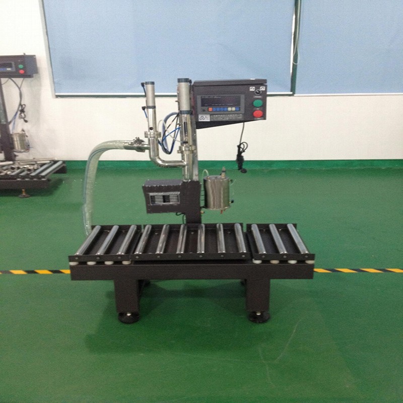 液體灌裝機,稱重灌裝機,定量灌裝機 液體灌裝機,稱重灌裝機,定量灌裝機