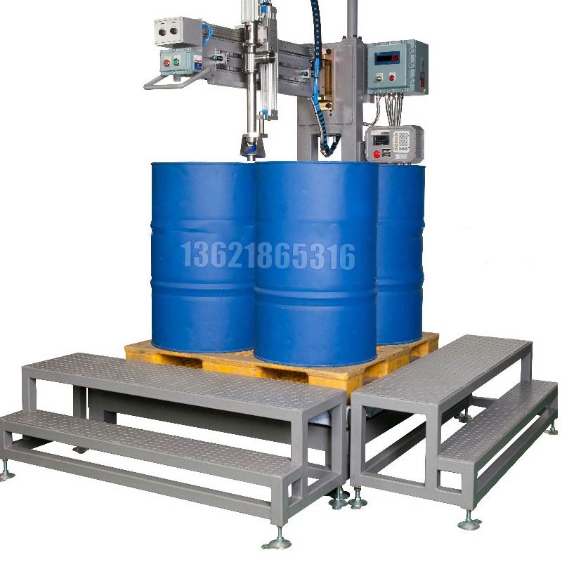 液體灌裝機(jī),稱重灌裝機(jī),定量灌裝機(jī) 液體灌裝機(jī),稱重灌裝機(jī),定量灌裝機(jī)