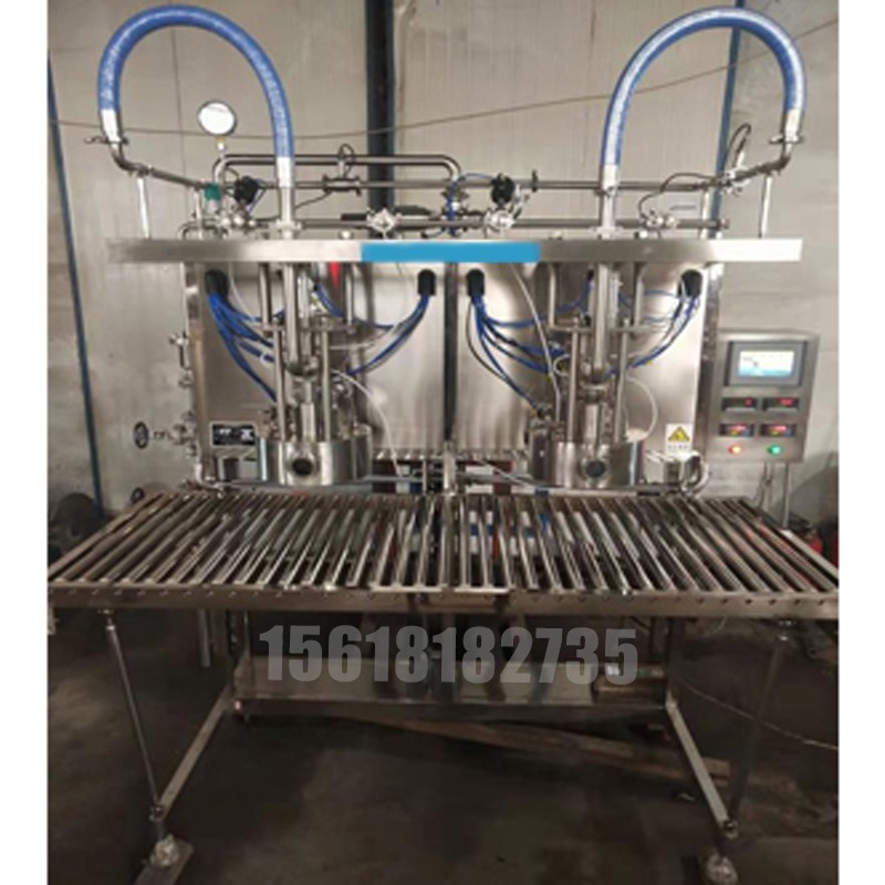 液體灌裝機(jī),稱重灌裝機(jī),定量灌裝機(jī) 液體灌裝機(jī),稱重灌裝機(jī),定量灌裝機(jī)